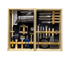 Набор инструментов пчеловода подарочный в футляре (22 инструмента) купить